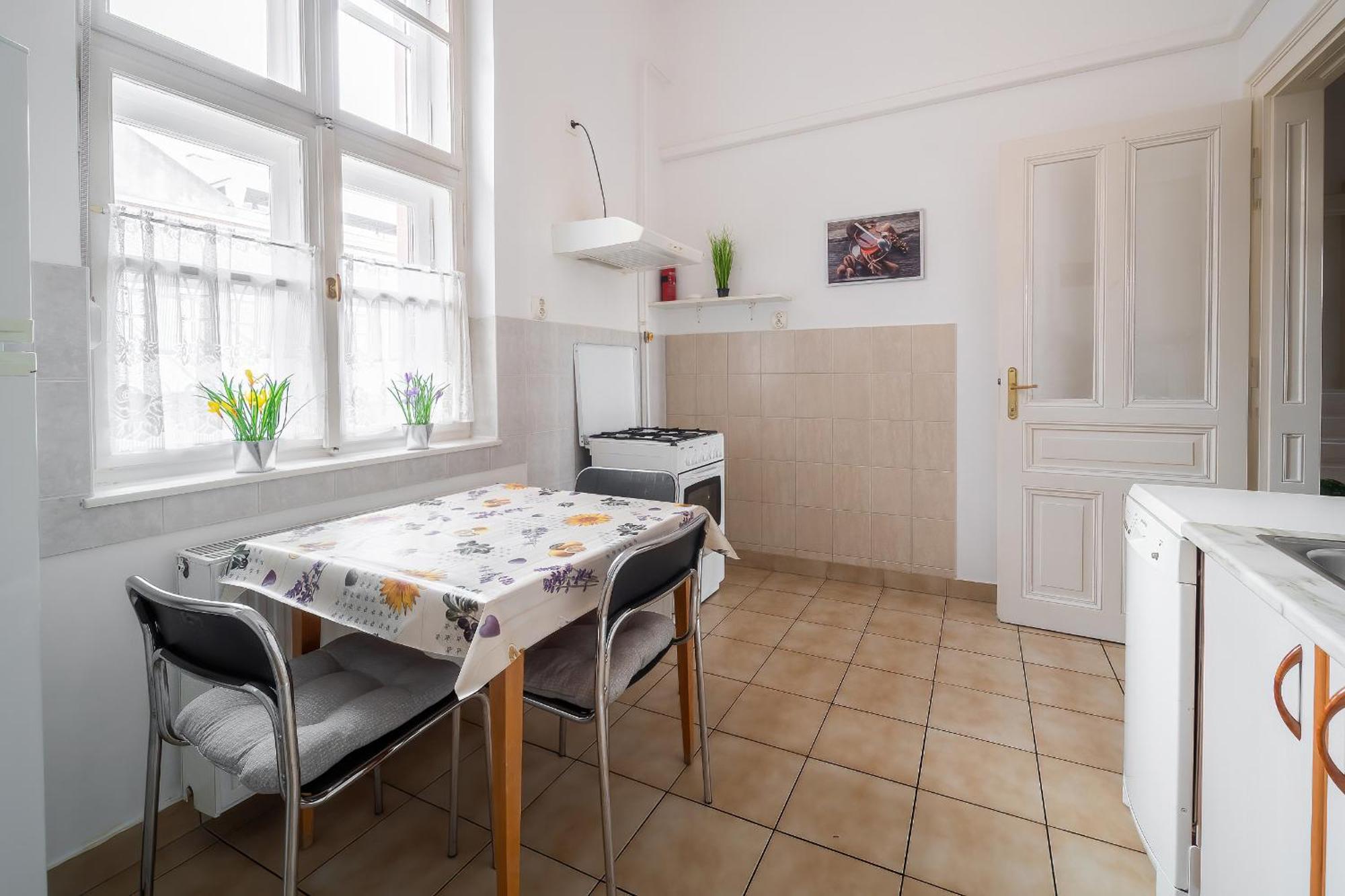 Tomka Apartman Segedín Exteriér fotografie